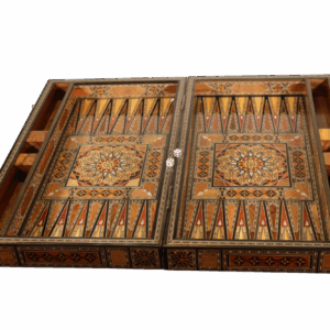 Alternative view of لوح شطرنج من الموزاييك مع القطع