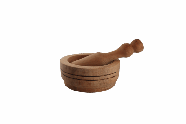 مدقة وهاون خشبية